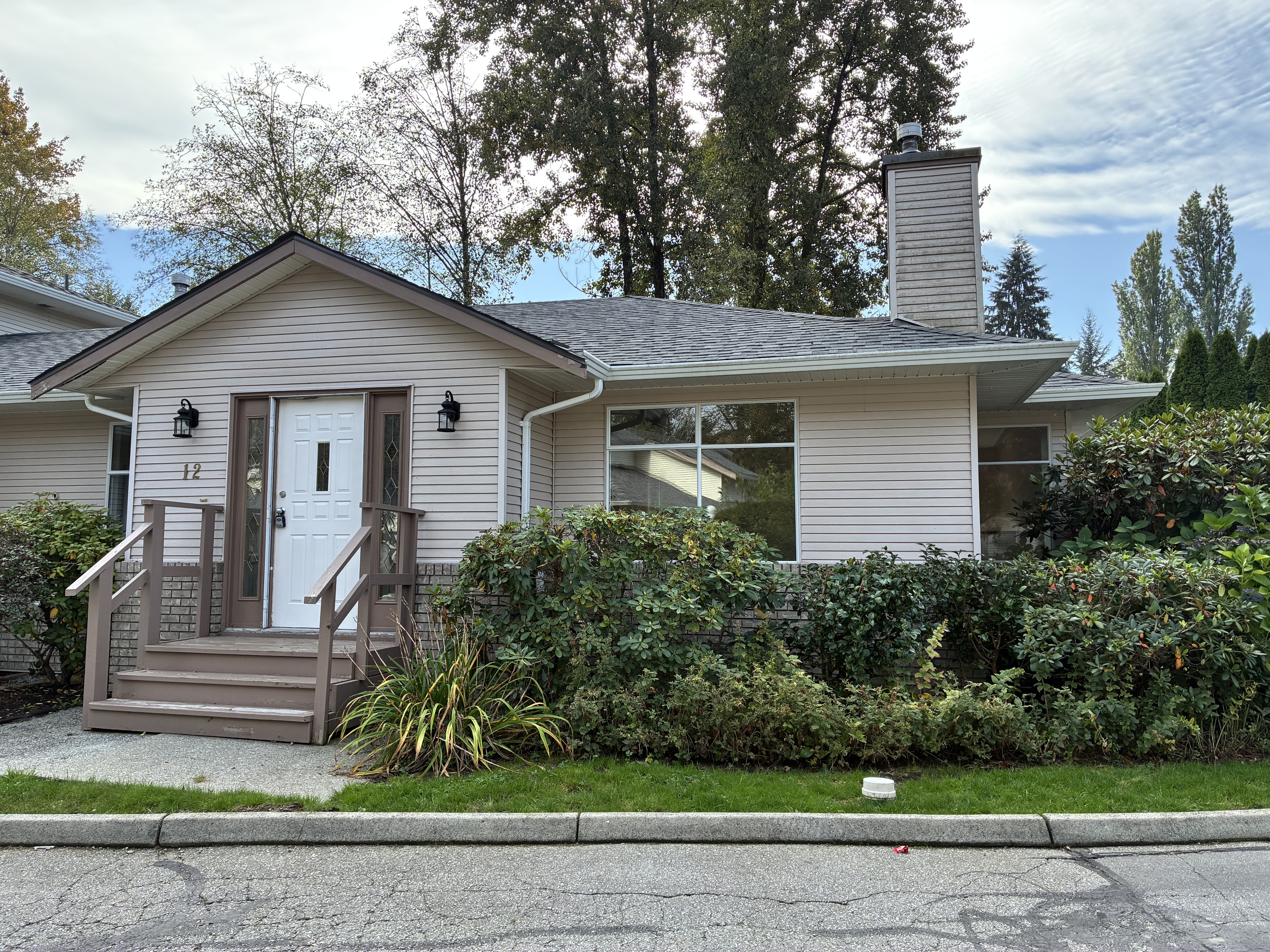 22875 125B Avenue - 1